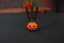 Lade das Bild in den Galerie-Viewer, Dartständer Kürbis