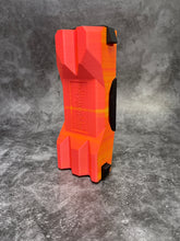 Lade das Bild in den Galerie-Viewer, DIEVOLUTION DartCase 6.0 Shiny Uniques: Gelb / Pink (Neon2)