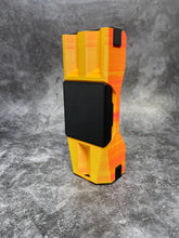 Lade das Bild in den Galerie-Viewer, DIEVOLUTION DartCase 6.0 Shiny Uniques: Gelb / Pink (Neon2)