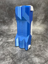 Lade das Bild in den Galerie-Viewer, DIEVOLUTION DartCase 6.0 Shiny Uniques: Blau / Hellblau (Frozen)
