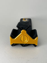 Load image into Gallery viewer, B-Ware DartCase 3.0 Schwarz / Gold (210601)
