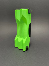 Lade das Bild in den Galerie-Viewer, DIEVOLUTION DartCase 6.0 Neon Green
