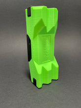 Lade das Bild in den Galerie-Viewer, DIEVOLUTION DartCase 6.0 Neon Green
