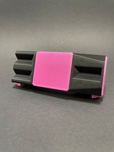 Lade das Bild in den Galerie-Viewer, B-Ware DartCase 6.0 Schwarz/Pink
