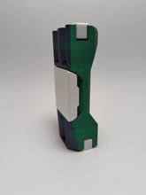 Lade das Bild in den Galerie-Viewer, DIEVOLUTION DartCase 6.0 Shiny Uniques: Cameleon (Orange-Violet-Green)
