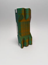 Lade das Bild in den Galerie-Viewer, DIEVOLUTION DartCase 6.0 Shiny Uniques: Cameleon (Orange-Violet-Green)
